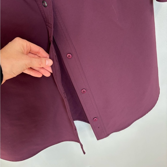 Duluth Trading Co. Women's Flexpedition Long Sleeve Dress in Wine - Size L - Picture 6 of 9